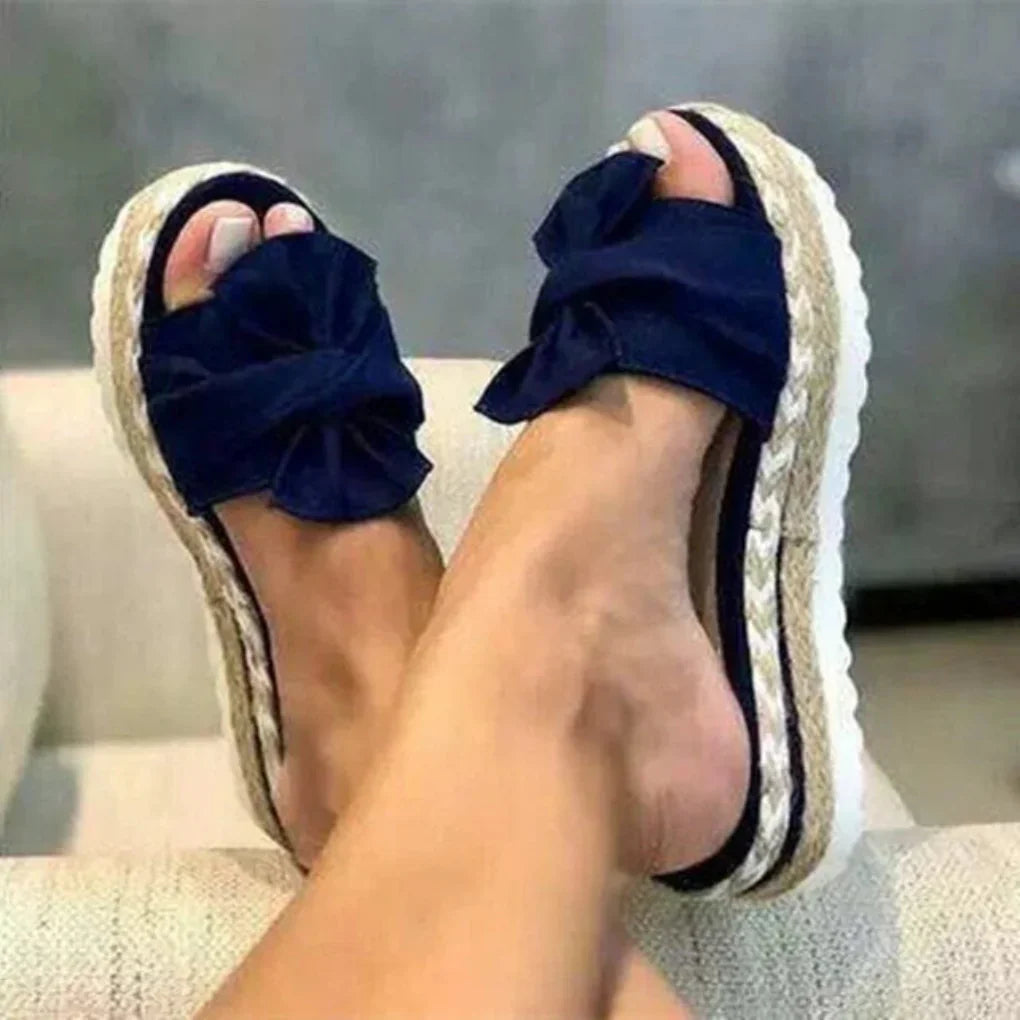 Casual chic women's open-toe sandals; orthopedic design ensures foot health and fashion comfort.