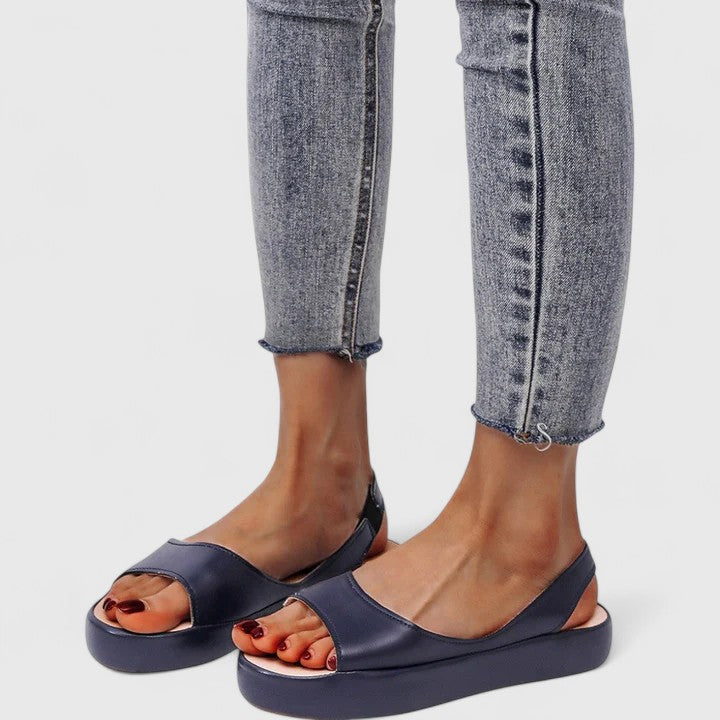 Casual women's slip-on sandals, open-toe design, orthopedic with arch support.