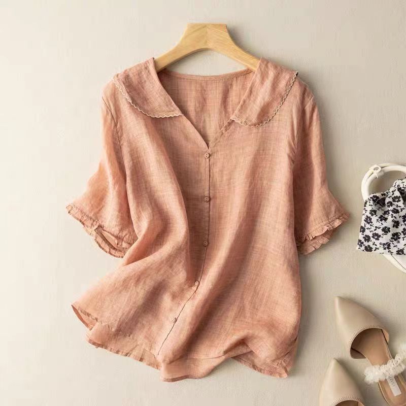 Stylish women's button-front blouse with scalloped collar. Versatile for casual chic spring/summer outfits.