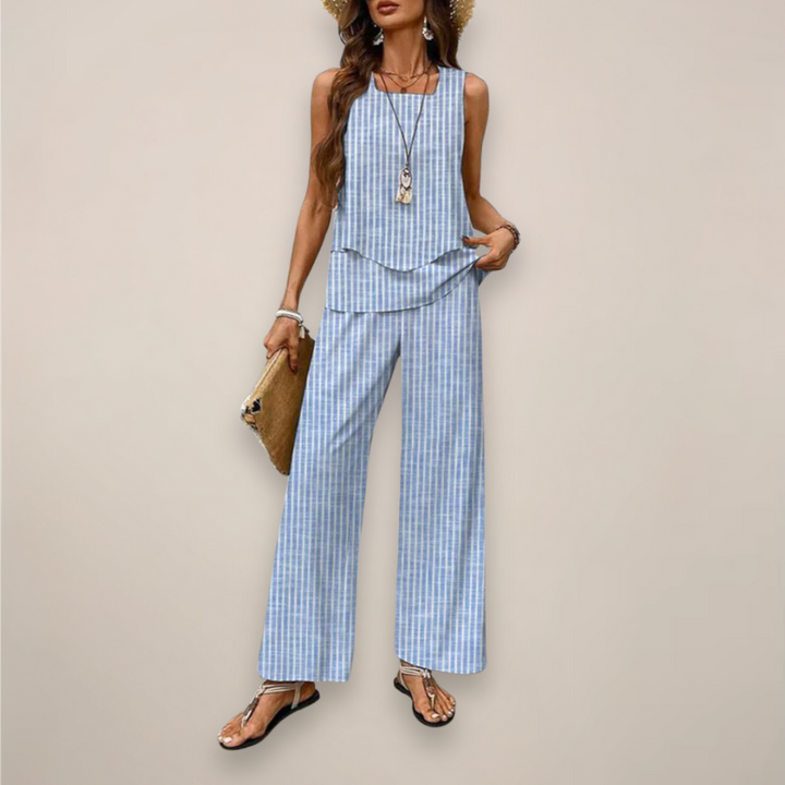 Elevated spring fashion with this women's printed wide-leg two-piece set, combining comfort and boho chic.