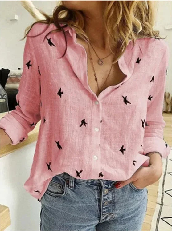 Stylish retro floral blouse for women, loose fit & comfortable. An everyday long sleeve top for spring fashion.