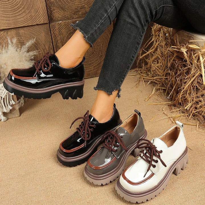 Women's casual platform sneakers in a neutral beige, with a comfortable orthopedic footbed